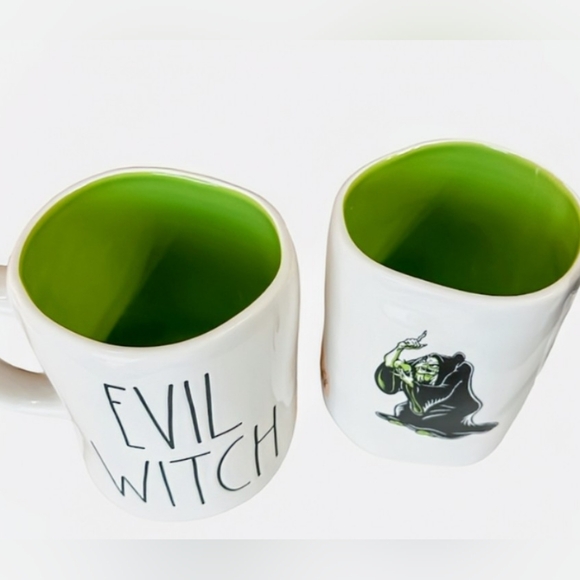 Rae Dunn & Disney Villains, Evil Witch/Grimhelde of Snow White, 18 Oz. Mug, 2023 - Picture 4 of 10